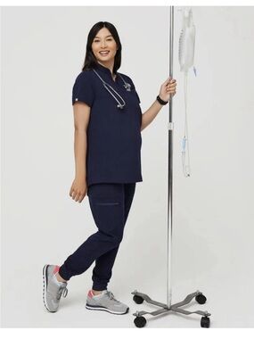 Bundle Figs Scrubs Women’s Kitale Maternity 2.0 Scrub Top Navy L Lot of 2 Tops